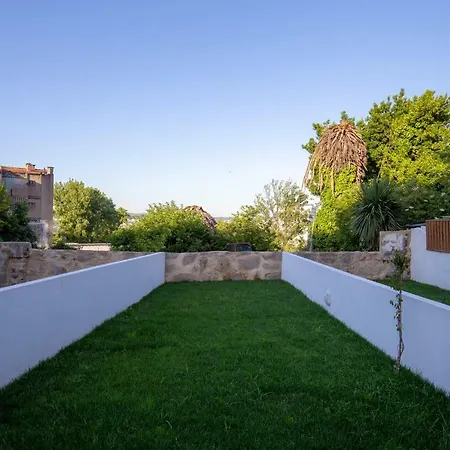 Βίλα Catorze De Outubro Houses *