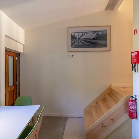 Catorze De Outubro Houses Villa
