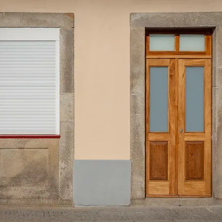 Catorze De Outubro Houses *