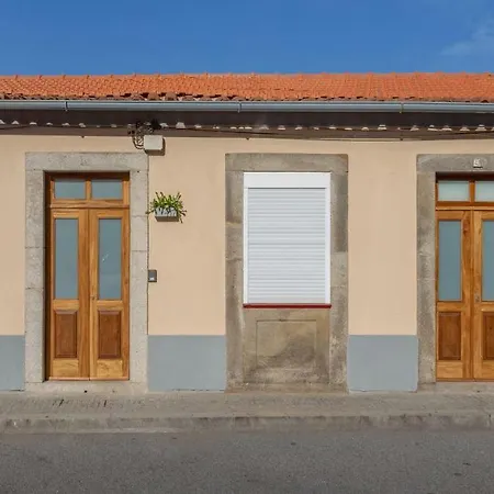 Catorze De Outubro Houses * Vila Nova de Gaia